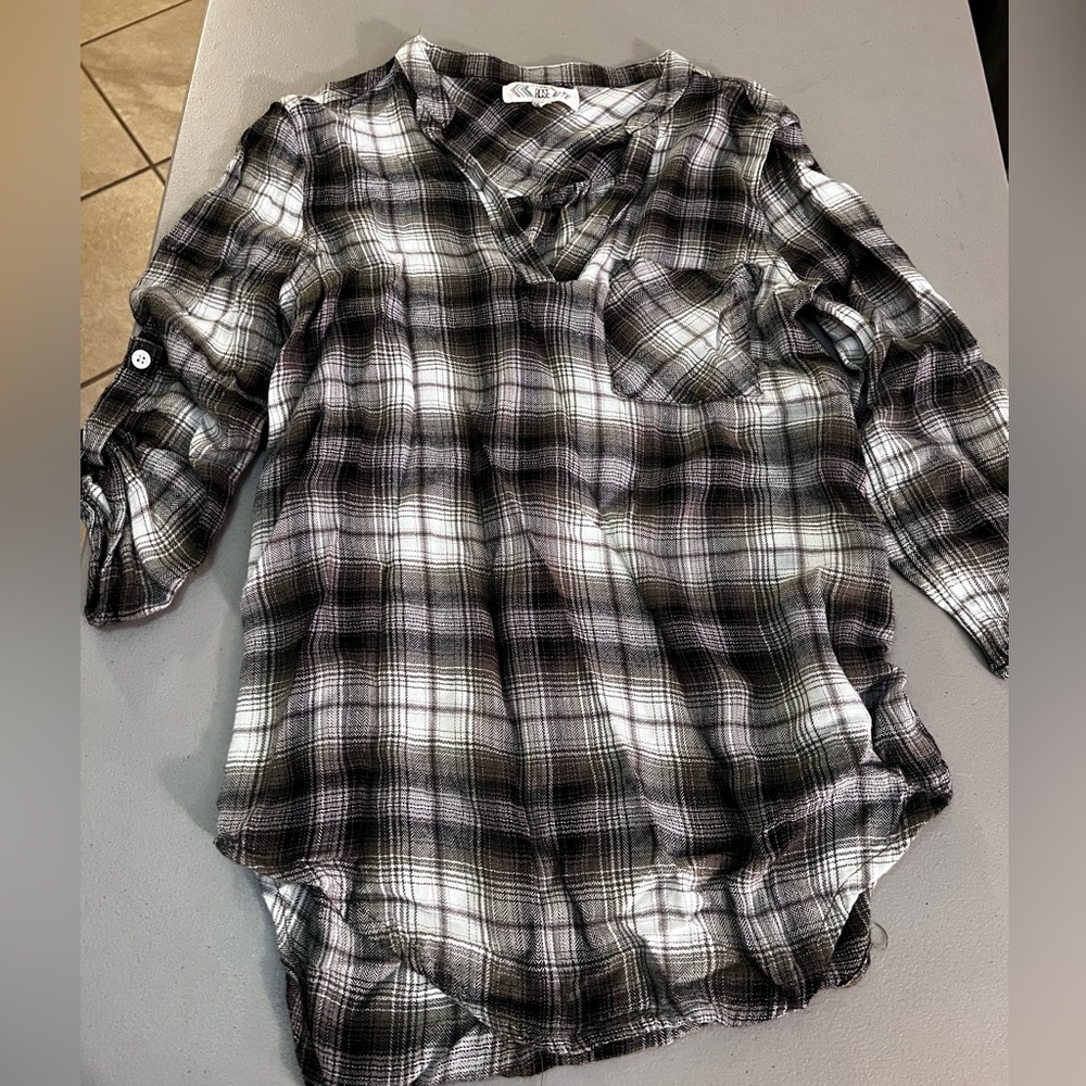 Plaid top